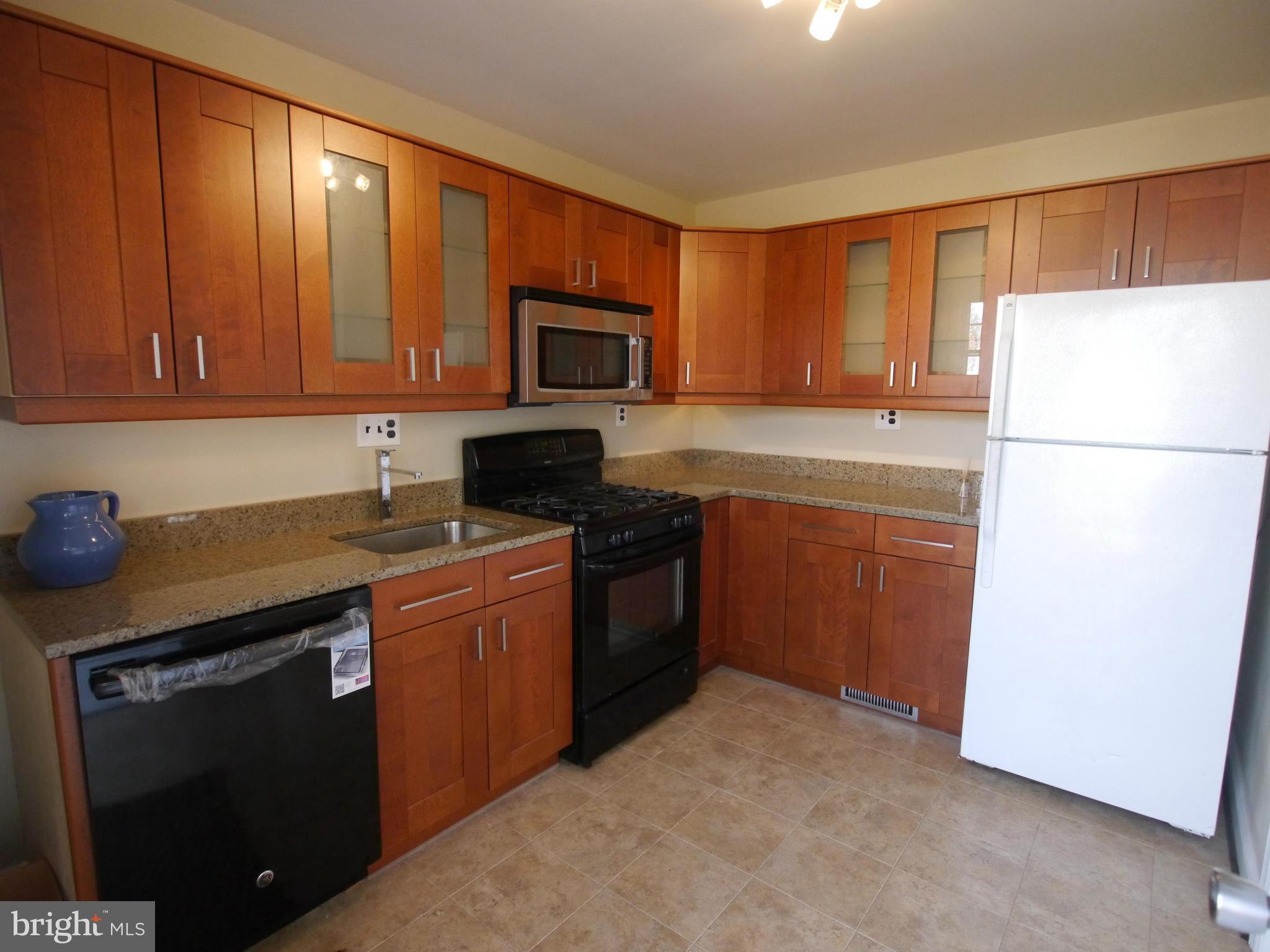 11607 Veirs Mill Road Silver Spring, MD 20902 - Photo 2 of 19 Kitchen