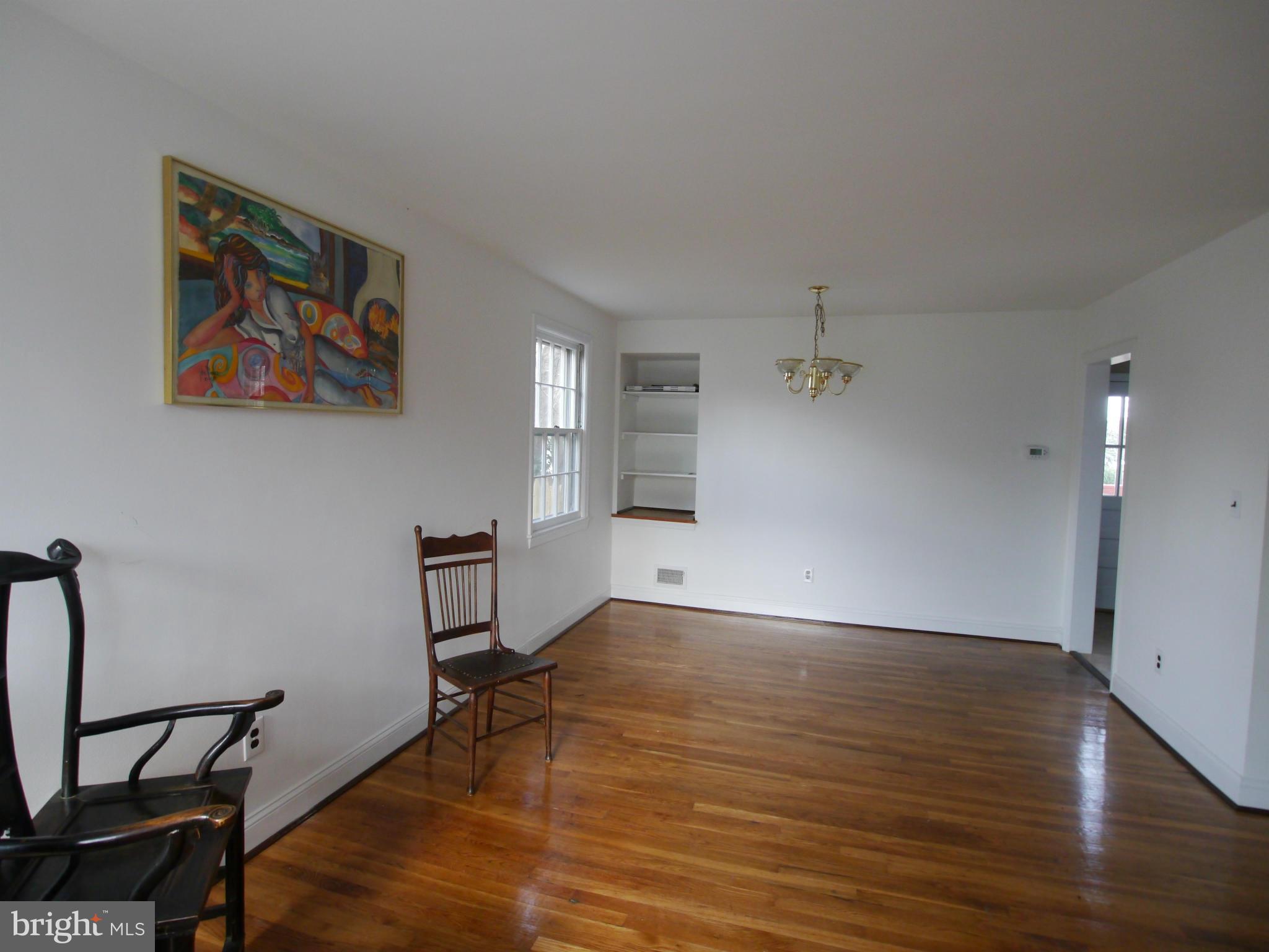 11607 Veirs Mill Road Silver Spring, MD 20902 - Photo 8 of 19 Living Room