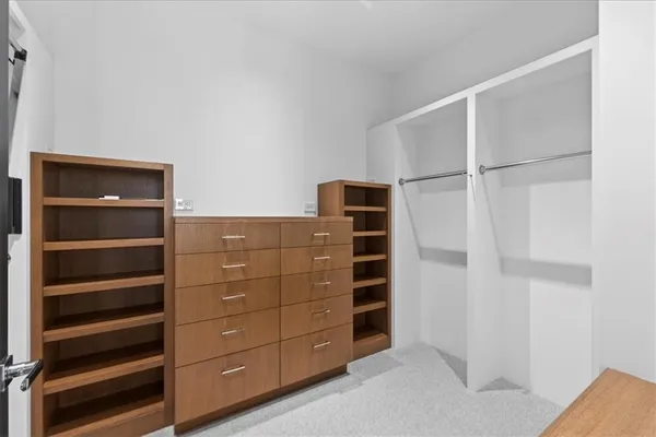 $1,250,000 | 4950 Central Street, Unit 405, Kansas City, MO 64112