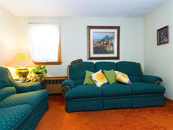 60 Oakmont Road Newton, MA 02459 - Photo 11 of 14