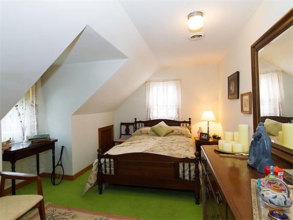 60 Oakmont Road Newton, MA 02459 - Photo 9 of 14