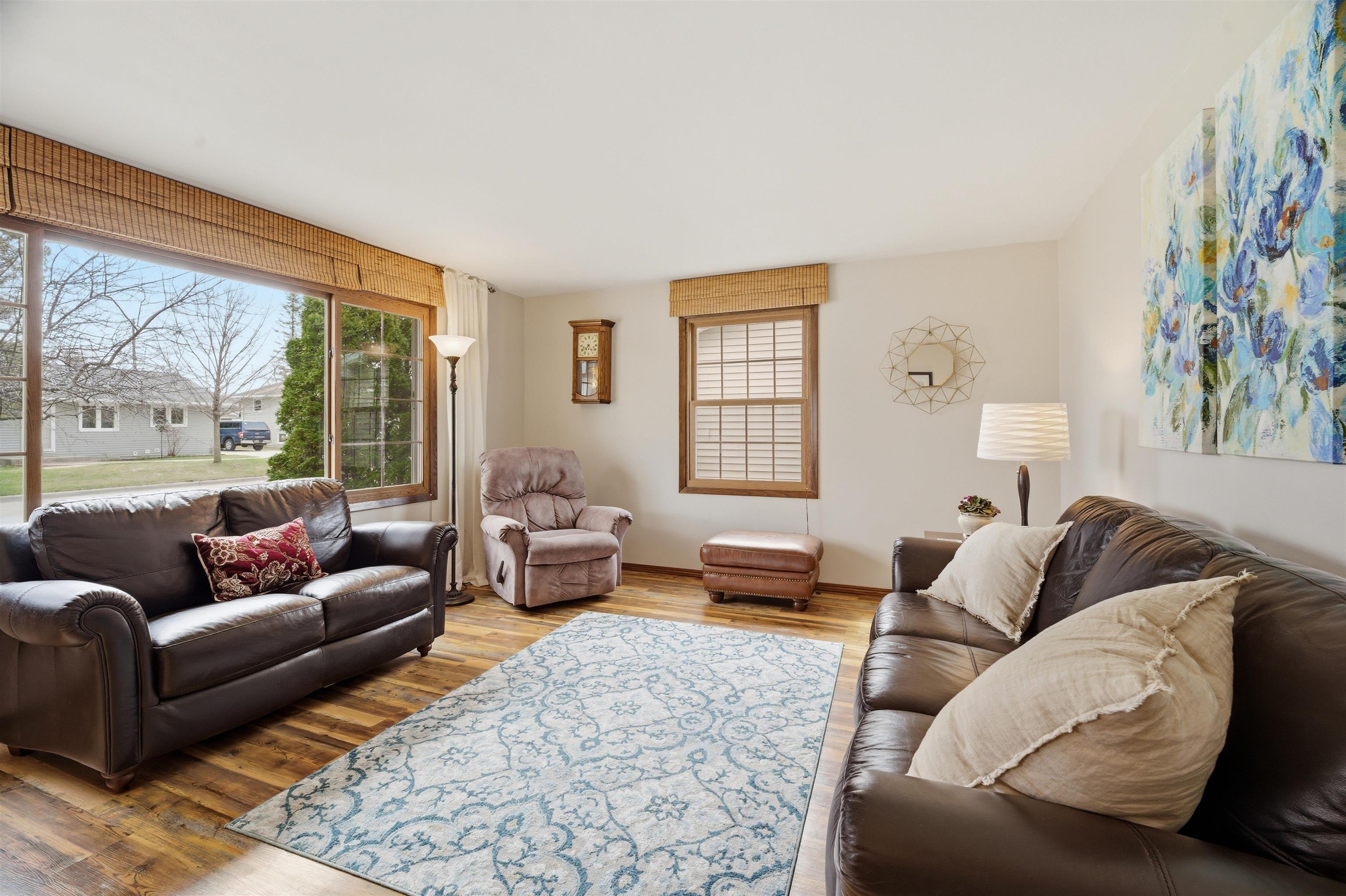 124 Ramlen Court Appleton, WI 54915 - Photo 7 of 36