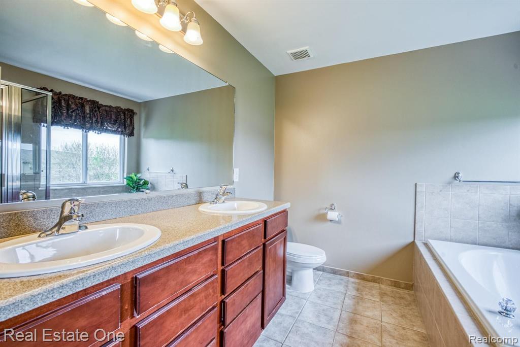 3475 Talbert Circle Rochester Hills, MI 48307 - Photo 28 of 43