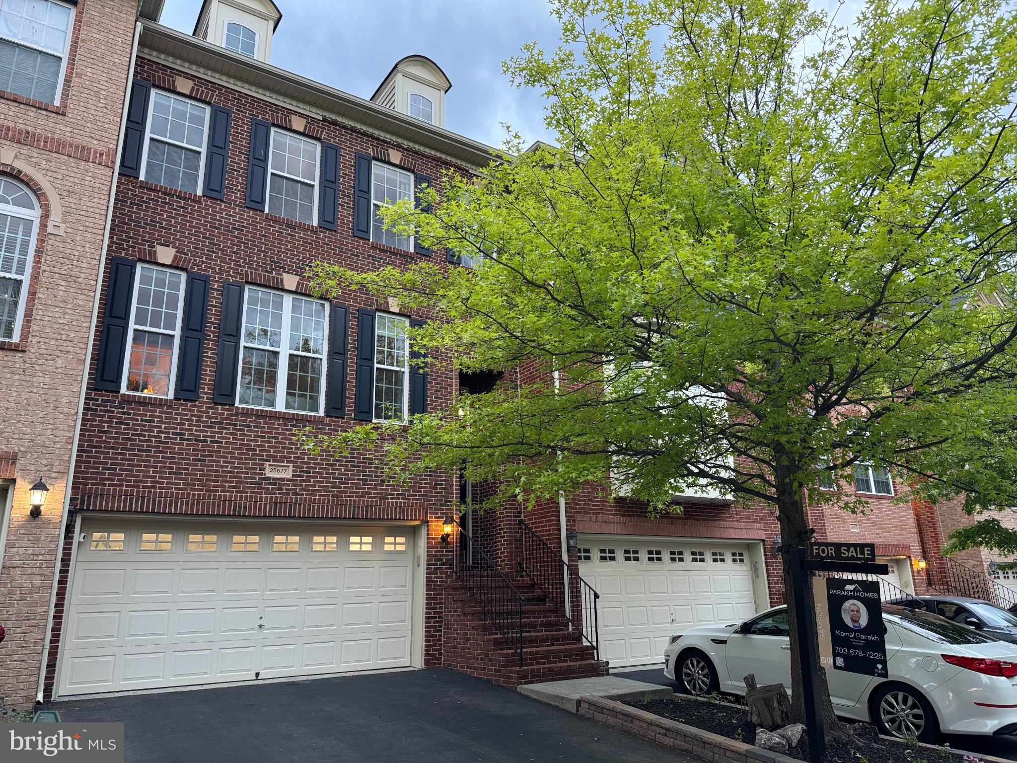25577 Soft Mist Terrace Aldie, VA 20105 - Photo 2 of 30 Charming brick townhouse for sale!