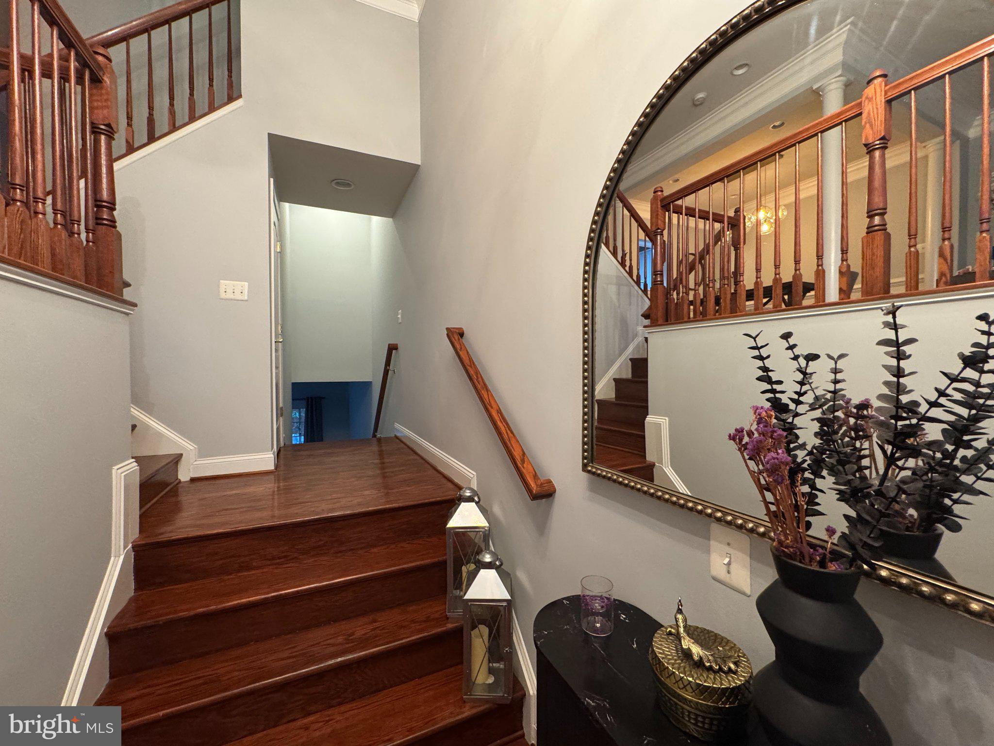 25577 Soft Mist Terrace Aldie, VA 20105 - Photo 4 of 30 Elegant entryway with wooden accents.