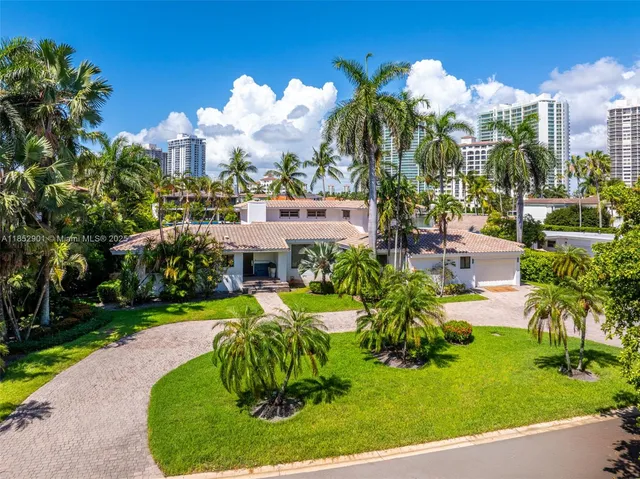 $14,750,000 | 268 S Parkway, Golden Beach, FL 33160