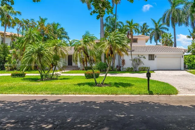 $14,750,000 | 268 S Parkway, Golden Beach, FL 33160