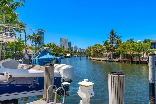 $14,750,000 | 268 S Parkway, Golden Beach, FL 33160