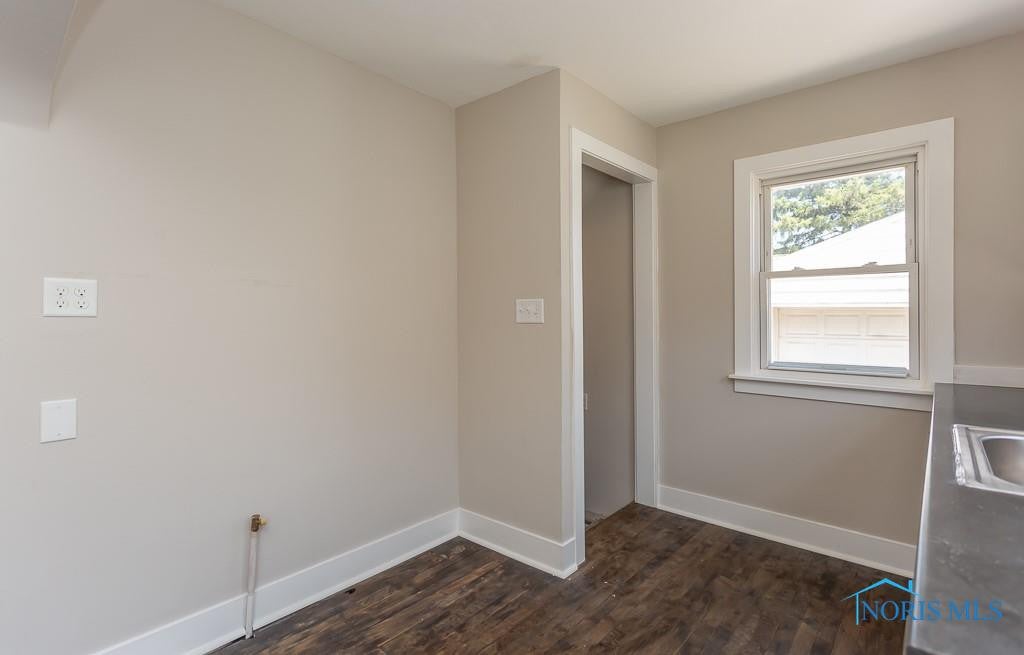 5870 Jackman Road Toledo, OH 43612 - Photo 11 of 33 Gallery Image 11