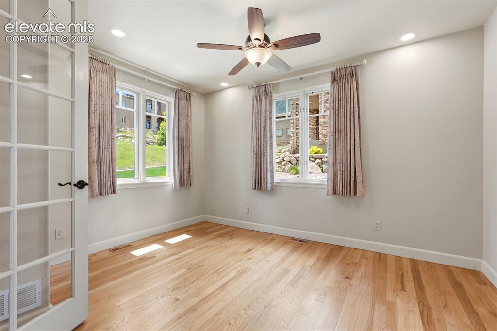 996 Summer Spring View Colorado Springs, CO 80906 - Photo 10 of 50