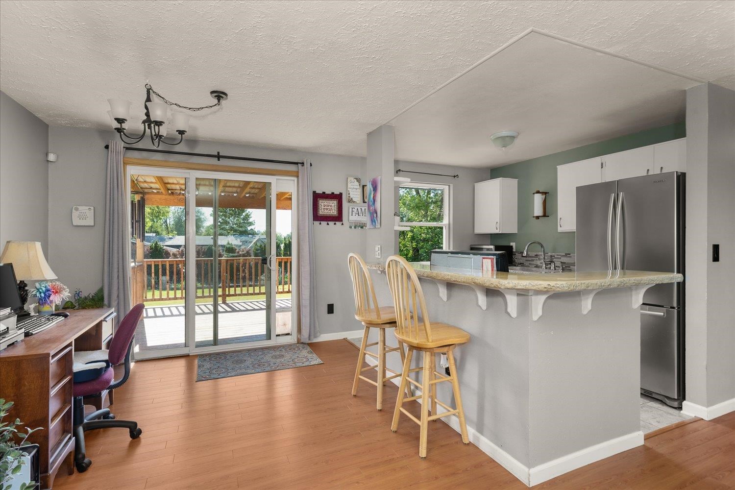 306 South Sommer Road Spokane Valley, WA 99037 - Photo 6 of 28 Gallery Image 6