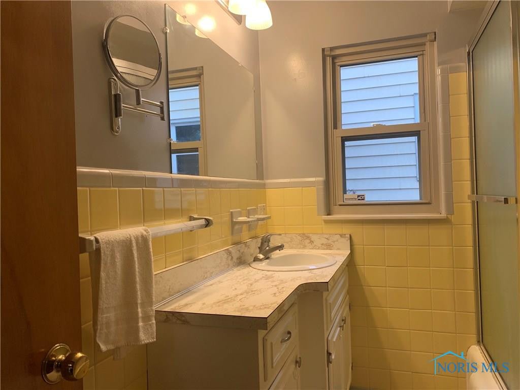 2404 Secor Road Toledo, OH 43606 - Photo 13 of 25 Gallery Image 13