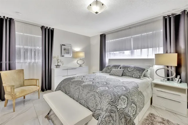 $172,000 | 4705 Northwest 35th Street, Unit 501, Lauderdale Lakes, FL 33319