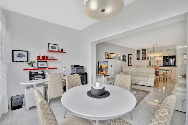 $172,000 | 4705 Northwest 35th Street, Unit 501, Lauderdale Lakes, FL 33319