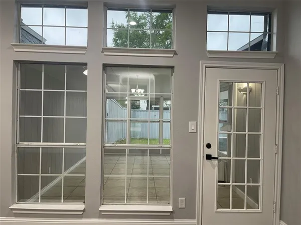 $2,800 | 2725 Covington Drive, Garland, TX 75040