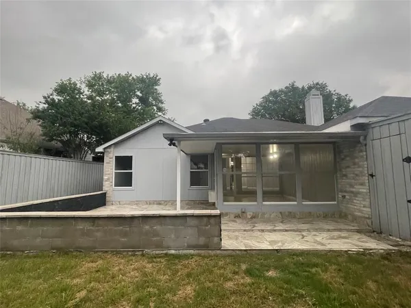$2,800 | 2725 Covington Drive, Garland, TX 75040
