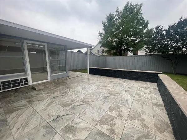 $2,800 | 2725 Covington Drive, Garland, TX 75040