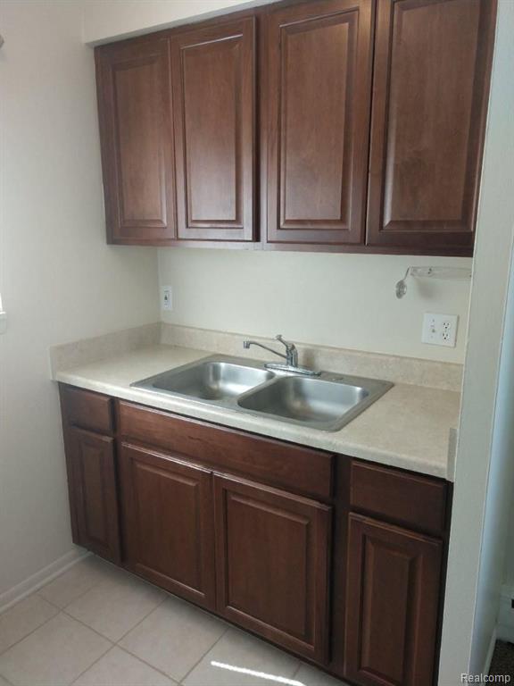 331 Lysander Street, Unit 3 Rochester, MI 48307 - Photo 4 of 10