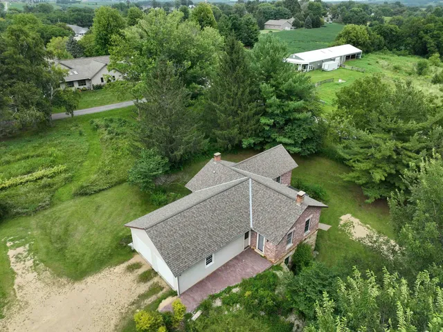 $449,900 | 149 Merry Christmas Lane, Mineral Point, WI 53565