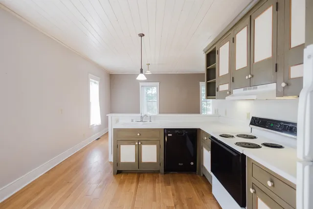 $449,900 | 149 Merry Christmas Lane, Mineral Point, WI 53565