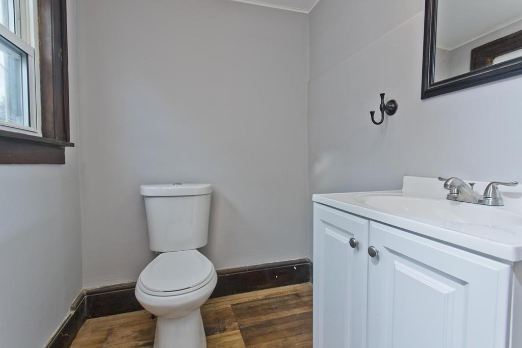 12 Santa Barbara Street Springfield, MA 01104 - Photo 9 of 29 Gallery Image 9