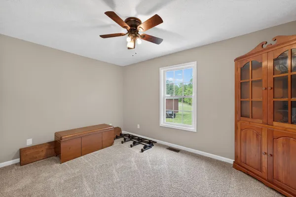 $309,900 | 374 Douglas Lane, Lafayette, TN 37083