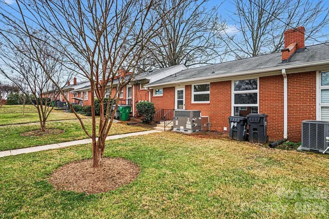 $229,900 | 1010 Andover Road, Charlotte, NC 28211