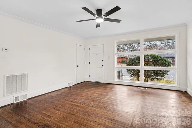 $229,900 | 1010 Andover Road, Charlotte, NC 28211