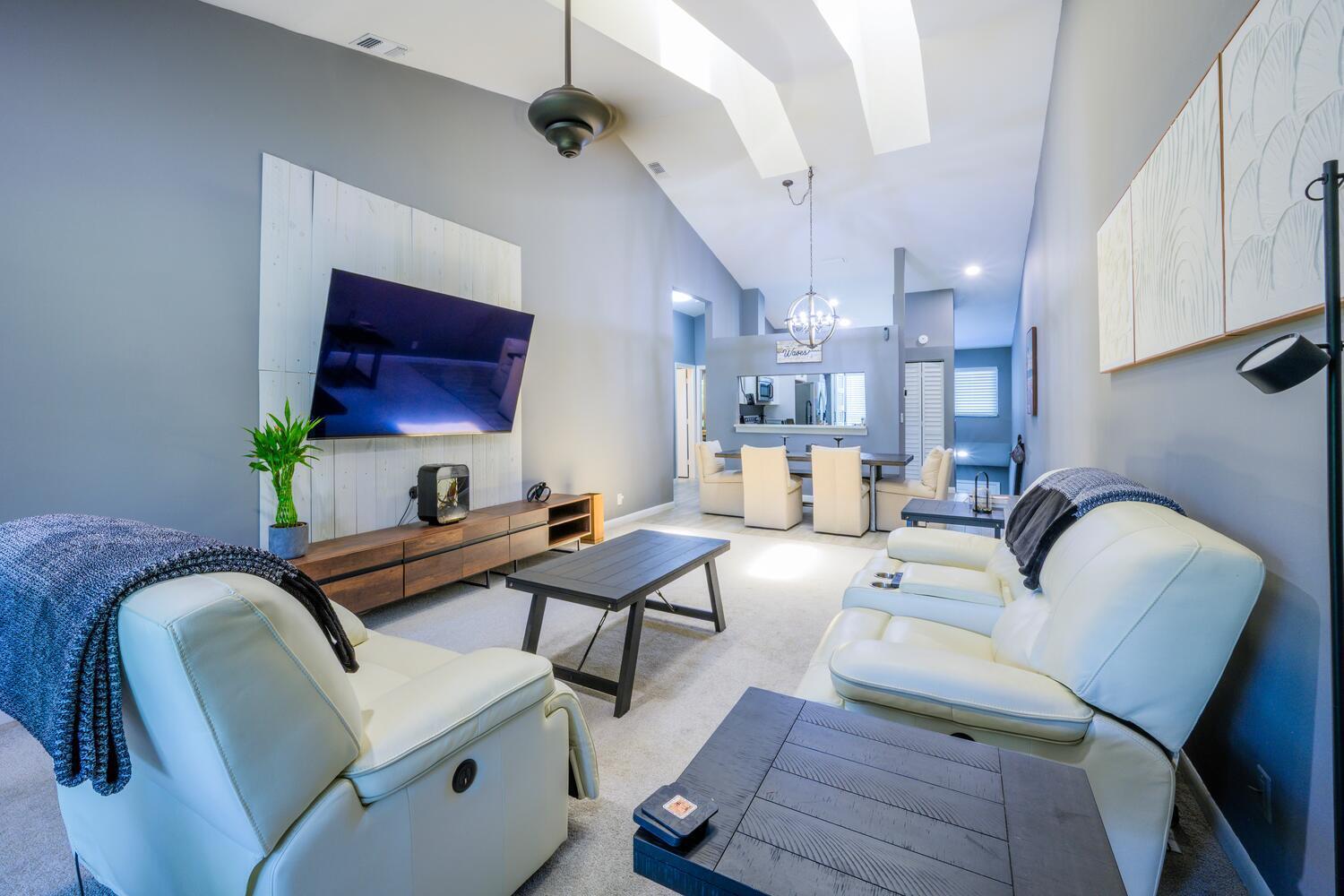 708 Harbour Pointe Way Greenacres, FL 33413 - Photo 16 of 45 708 Harbour Pointe Way-large-022-044-DSC