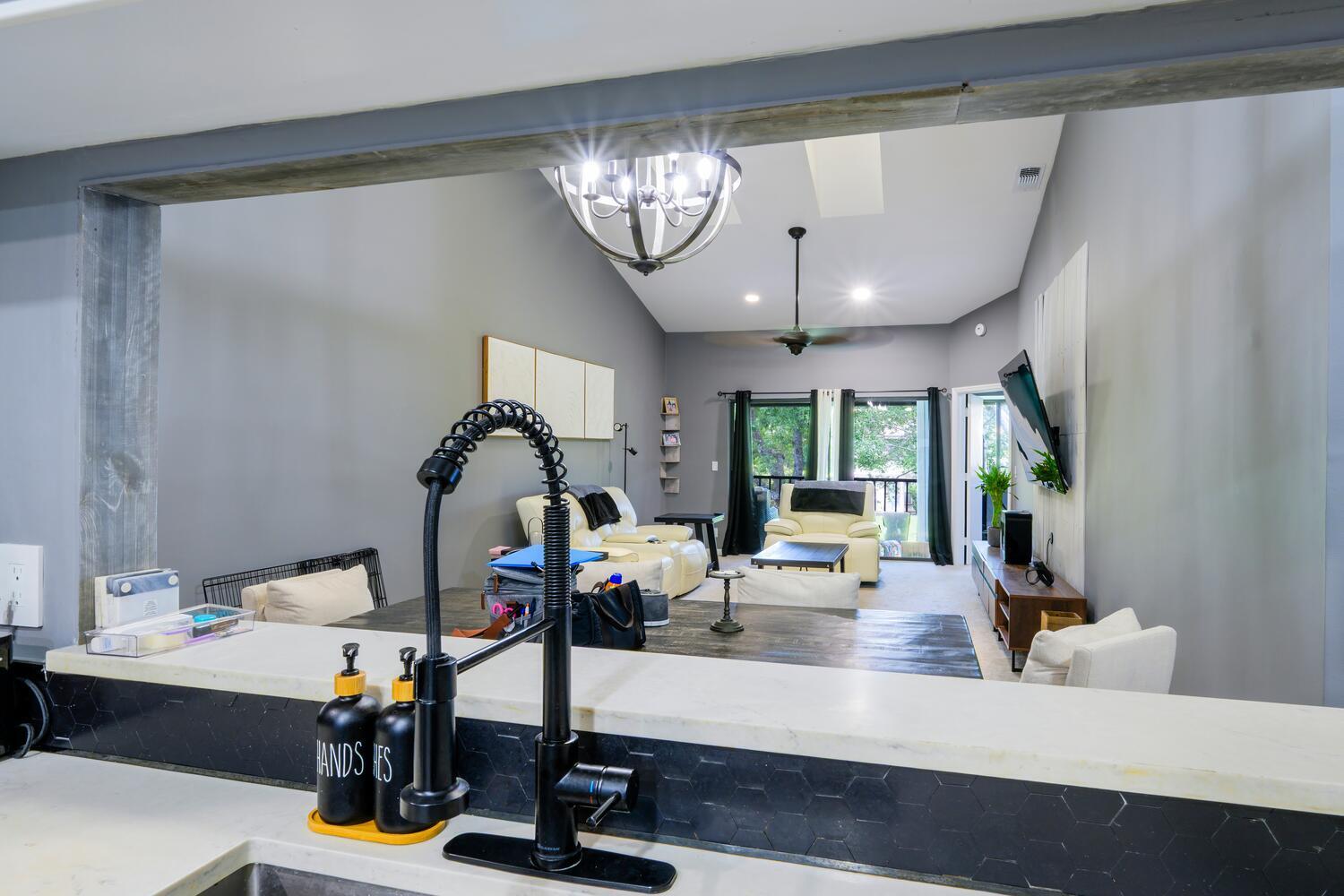 708 Harbour Pointe Way Greenacres, FL 33413 - Photo 9 of 45 708 Harbour Pointe Way-large-030-060-DSC