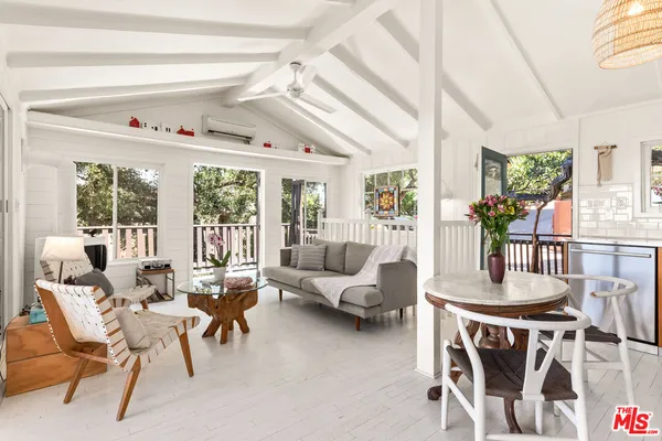 $6,500 | 1553 Penny Road, Topanga, CA 90290