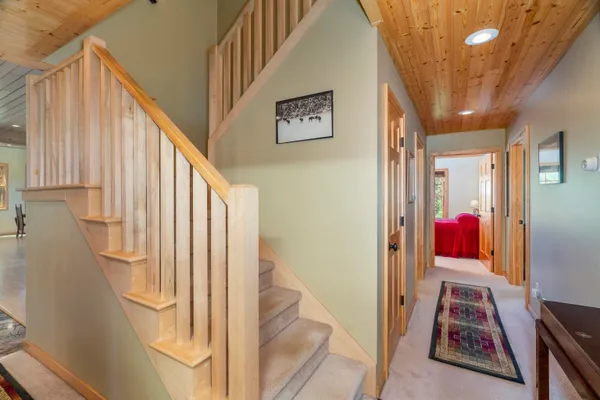 $1,399,000 | 185 Sag Lake Trail, Grand Marais, MN 55604