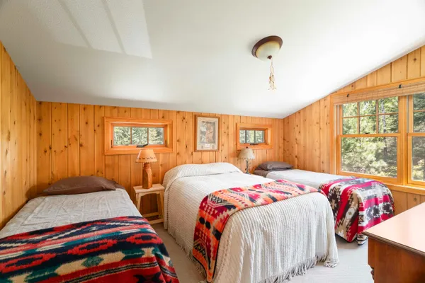 $1,399,000 | 185 Sag Lake Trail, Grand Marais, MN 55604