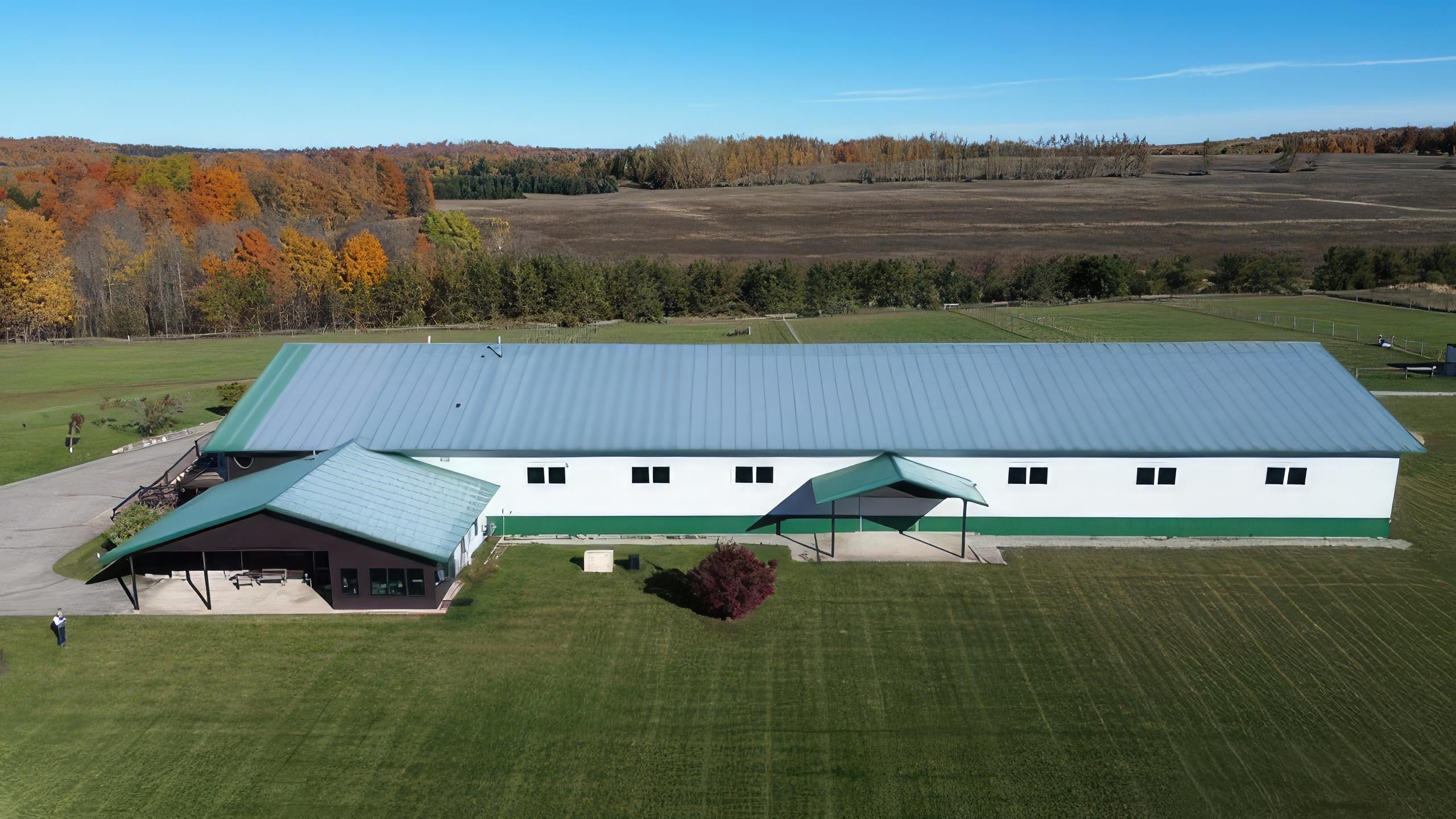 130 South Peninsula Road East Jordan, MI 49727 - Photo 12 of 94