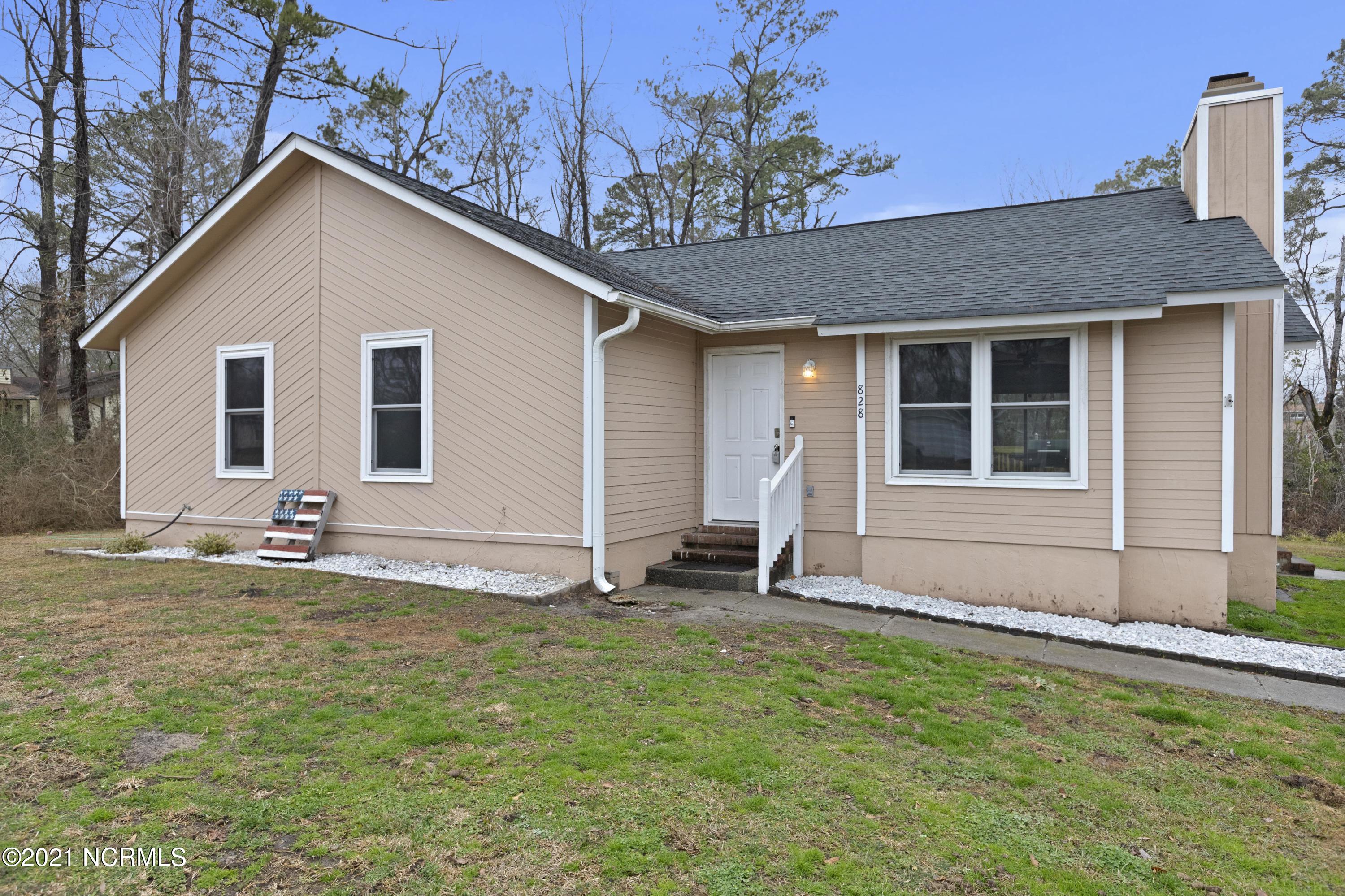828 Mill River Road Jacksonville, NC 28540 - Photo 1 of 18 IMG_0309-min