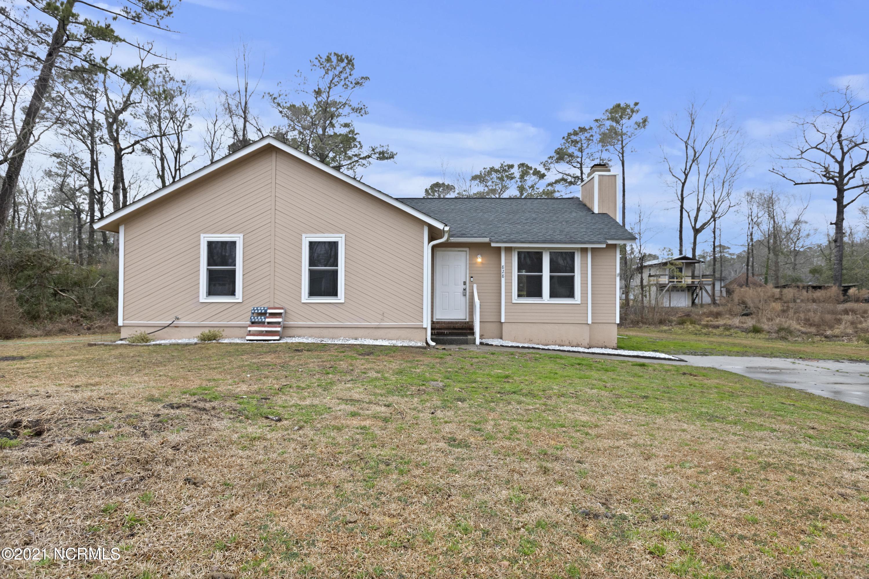 828 Mill River Road Jacksonville, NC 28540 - Photo 3 of 18 IMG_0306-min