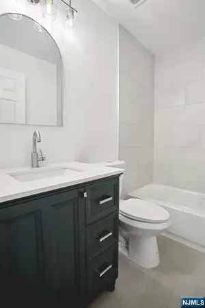 $435,000 | 9 Maple Lane, Mount Arlington, NJ 07856