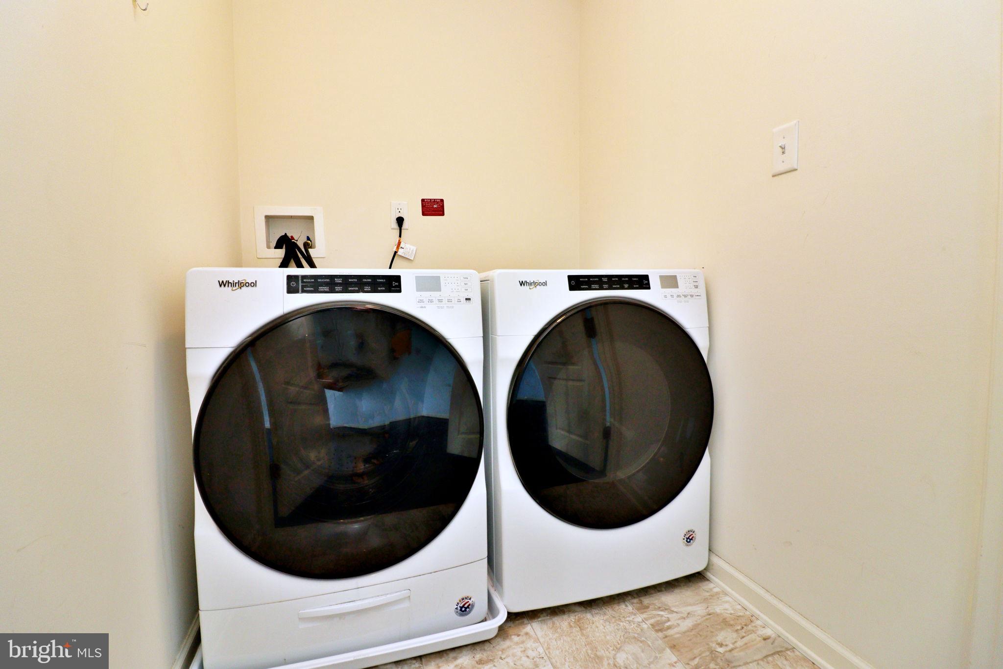 605 Thumper Drive Ranson, WV 25438 - Photo 18 of 47 Laundry