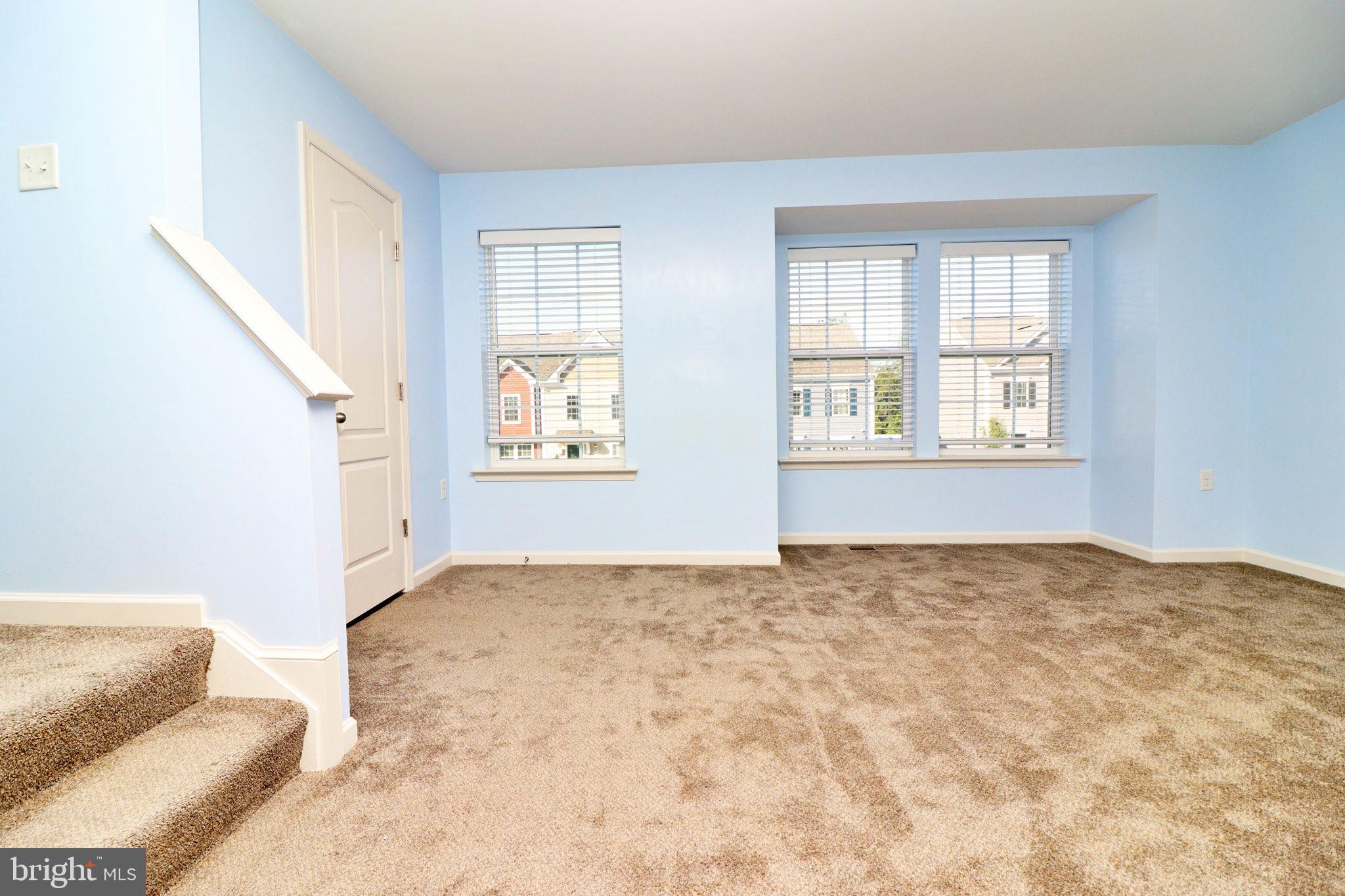 605 Thumper Drive Ranson, WV 25438 - Photo 21 of 47 Living Room