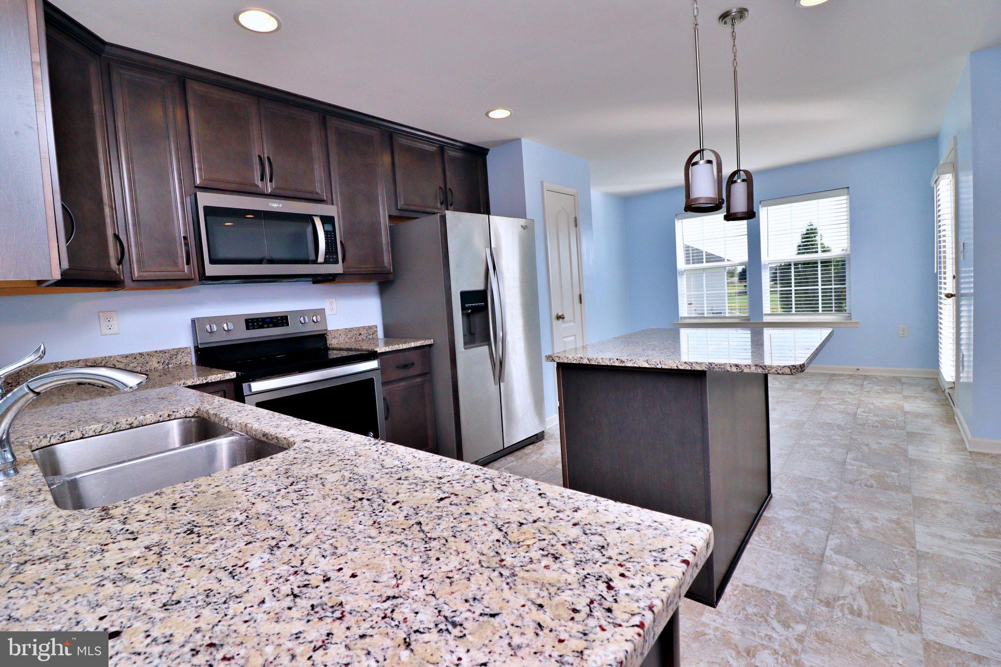 605 Thumper Drive Ranson, WV 25438 - Photo 23 of 47 Kitchen