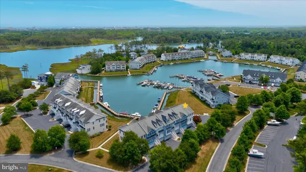$700,000 | 11100 Crusader Lane, Unit 107, Berlin, MD 21811