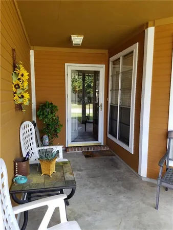 $1,658 | 2001 Van Arpel Drive, Laplace, LA 70068