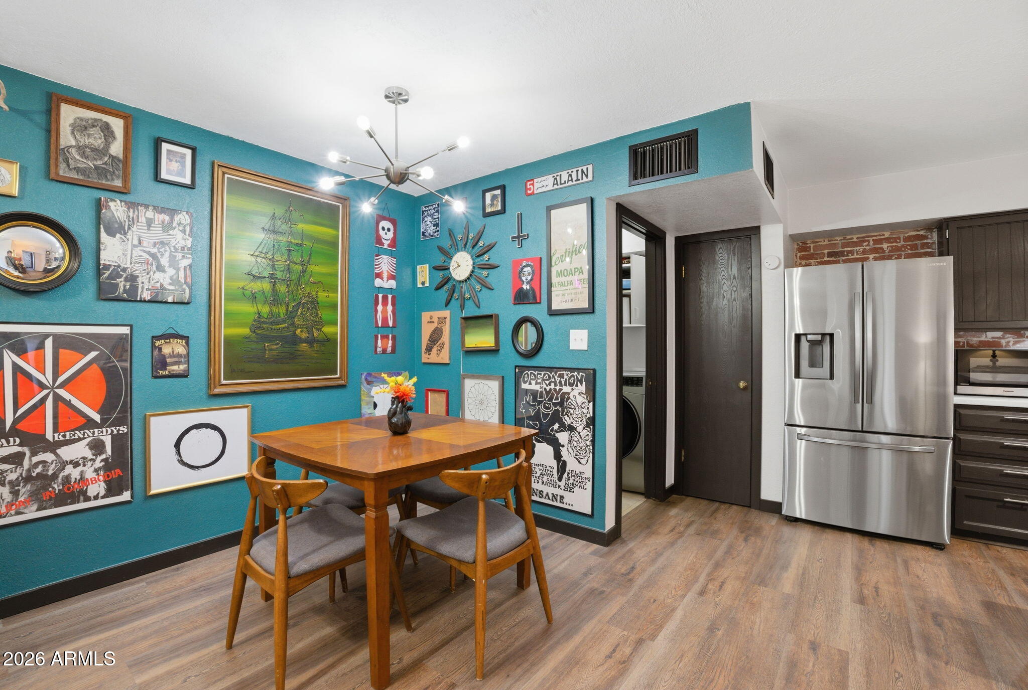 2106 West Devonshire Street Mesa, AZ 85201 - Photo 7 of 38 Dining Area