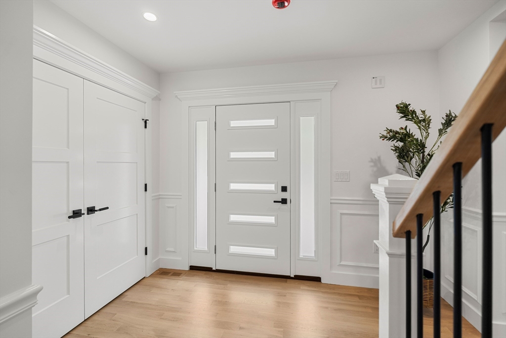 4 Fitzpatrick Lane Billerica, MA 01862 - Photo 3 of 42