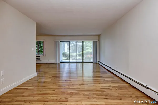 $259,000 | 135 Florence Road, Unit 1A, Branford, CT 06405