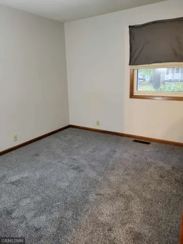 $315,000 | 20 Camelot Drive, Mankato, MN 56001