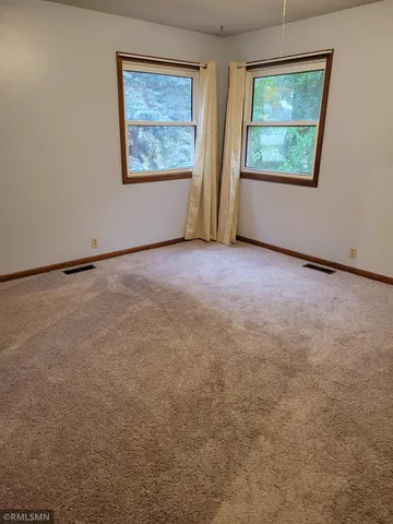 $315,000 | 20 Camelot Drive, Mankato, MN 56001