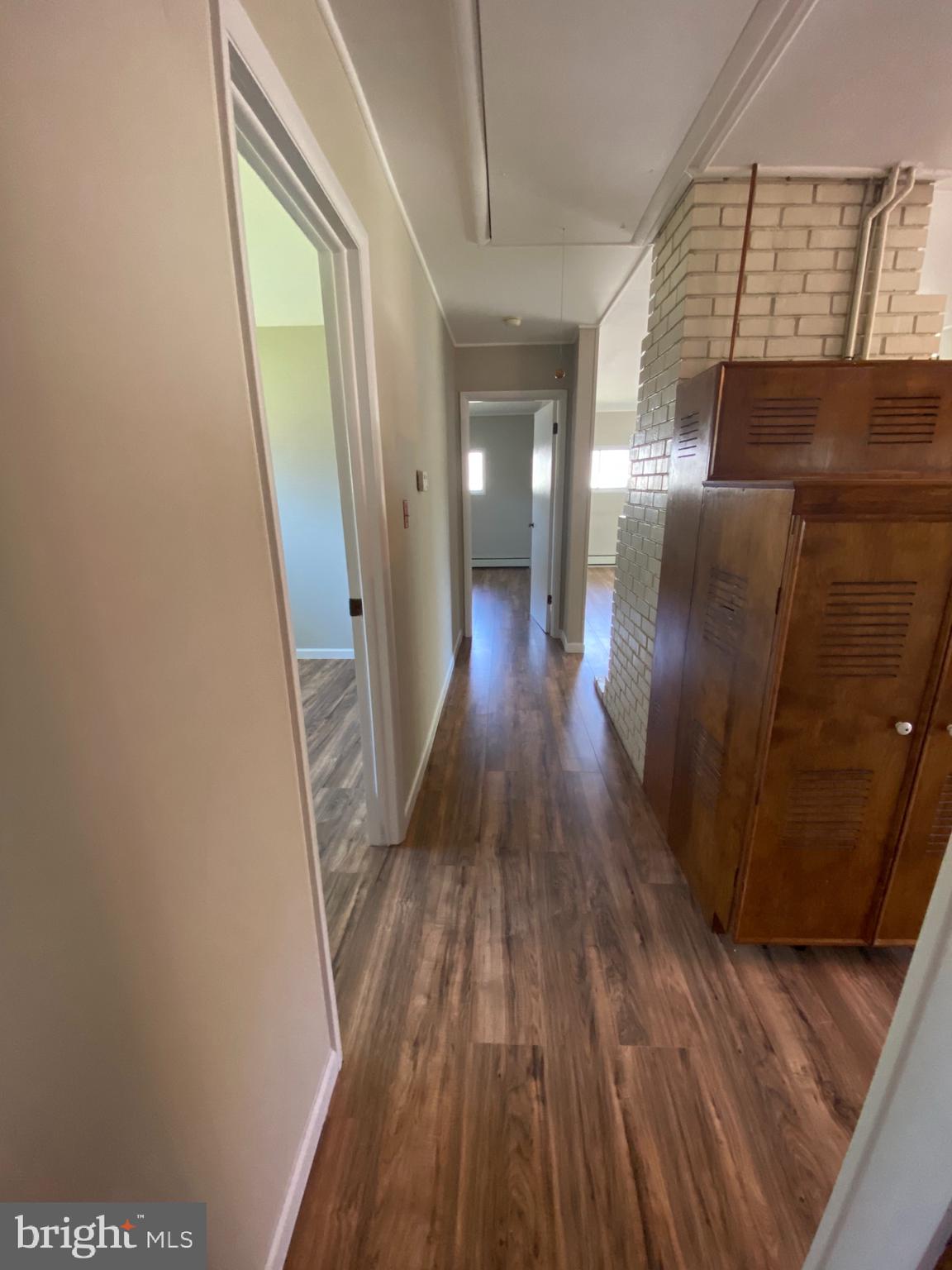 28 Metten Road Newark, DE 19713 - Photo 17 of 18 Hallway