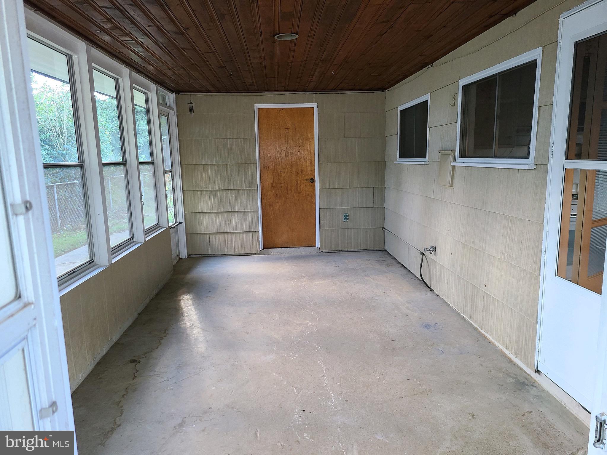 28 Metten Road Newark, DE 19713 - Photo 18 of 18 Finished car port area and workshop