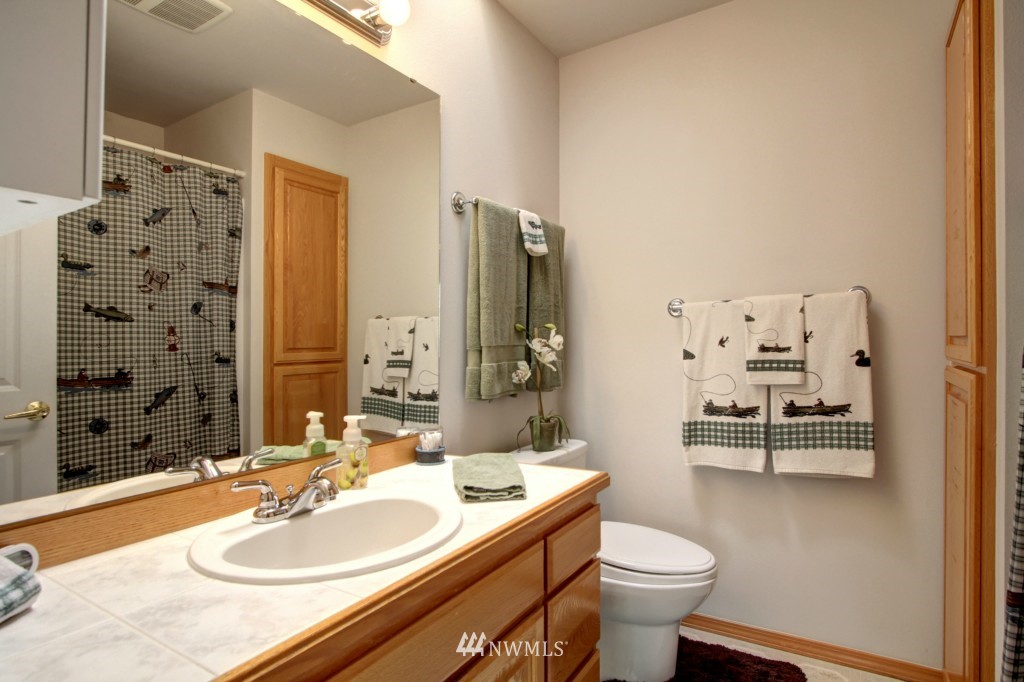 1123 185th Place Southeast Bothell, WA 98012 - Photo 16 of 19